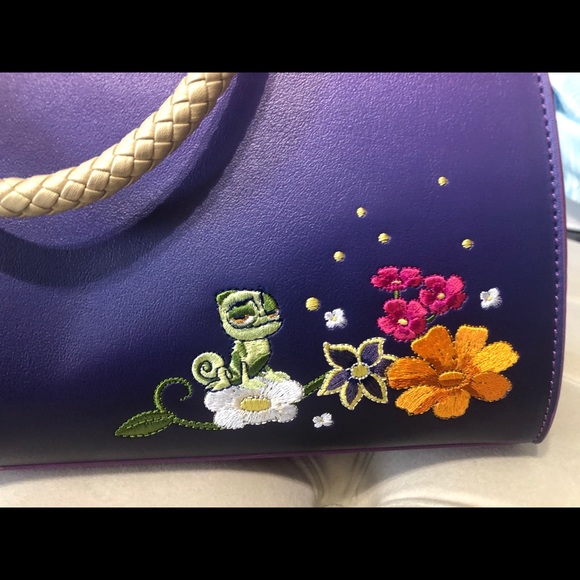 Loungefly Tangled 10th Anniversary Crossbody - Picture 2 of 7